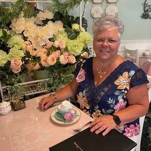 Meet your Posher, Kerri